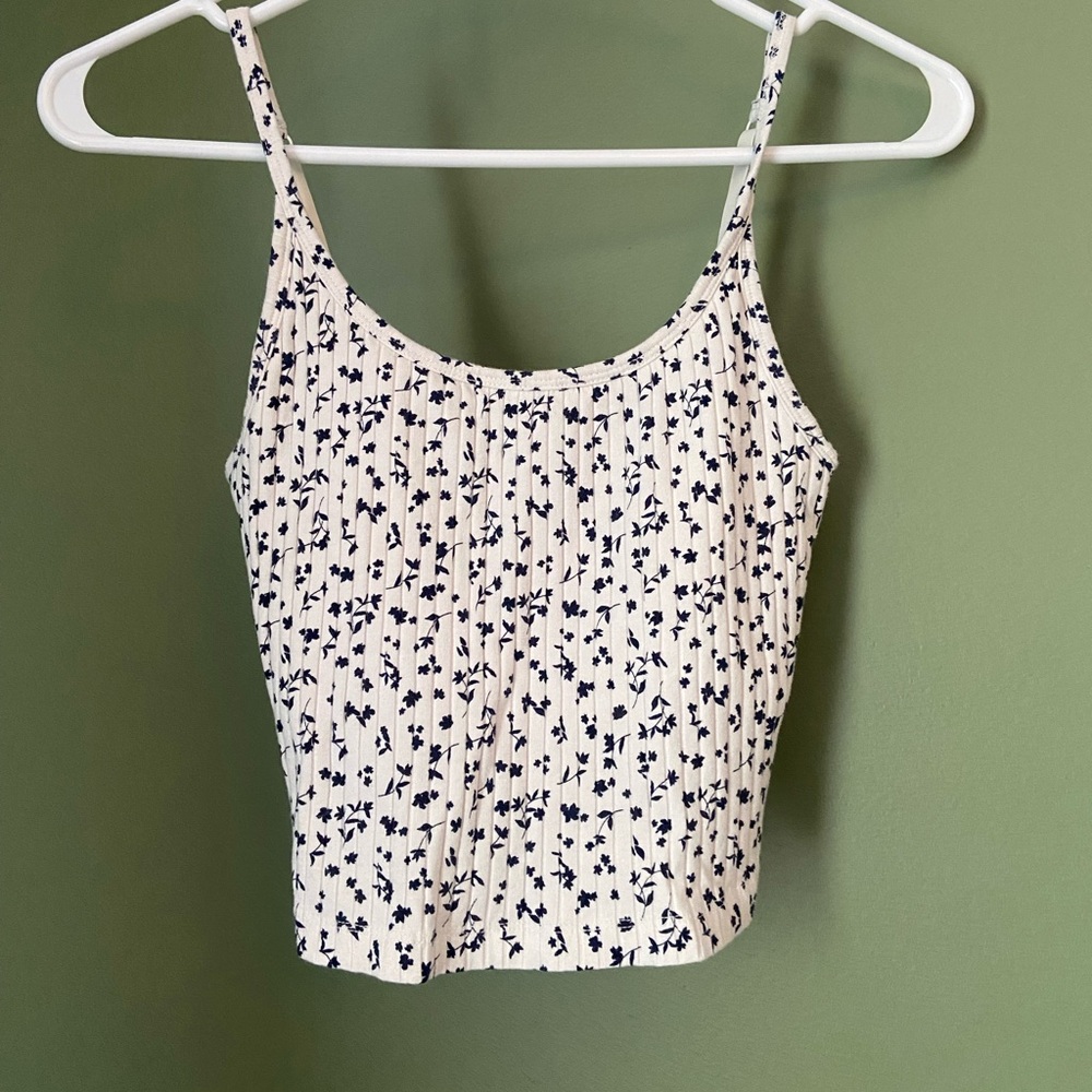Old Navy Women's Camisole - White with Navy Floral